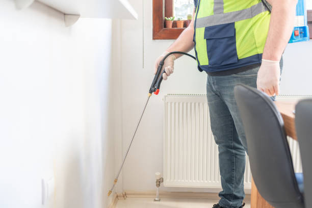 Best Residential Pest Control  in Frontenac, MO